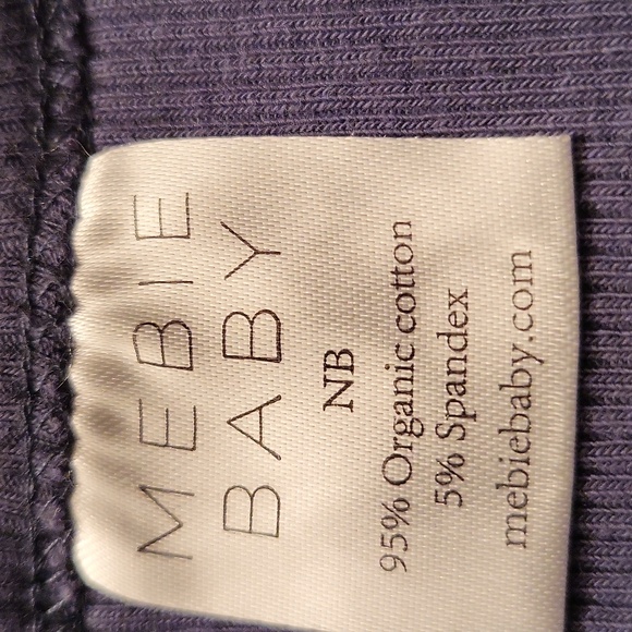 Organic ribbed footed one piece sleeper/romper - Picture 2 of 2